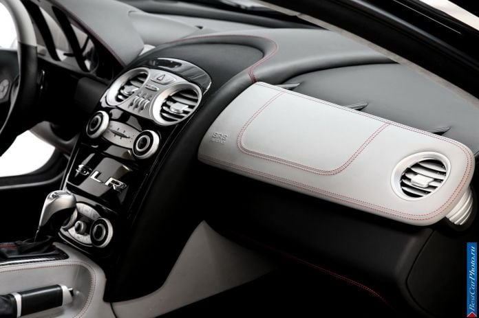 2012 Wheelsandmore McLaren Mercedes SLR 722 Epochal - фотография 3 из 14