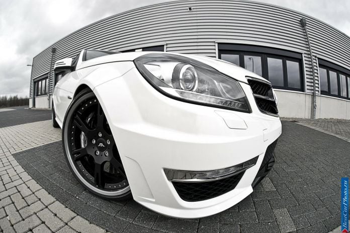 2012 Wheelsandmore Mercedes-Benz C63 AMG Coupe 5.7 Edition - фотография 2 из 10