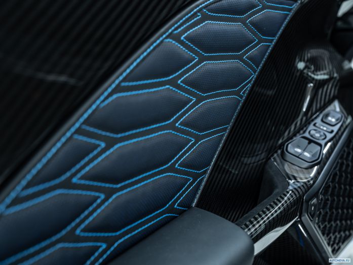 2020 Zenvo TSR S - фотография 4 из 15 2020 Zenvo TSR S - фотография 4 из 15