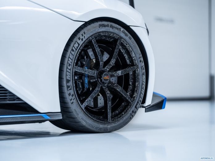 2020 Zenvo TSR S - фотография 11 из 15 2020 Zenvo TSR S - фотография 11 из 15
