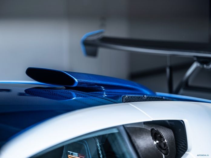 2020 Zenvo TSR S - фотография 14 из 15 2020 Zenvo TSR S - фотография 14 из 15