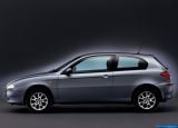 Ð¤Ð¾Ñ‚Ð¾Ð³Ñ€Ð°Ñ„Ð¸Ñ Ð°Ð²Ñ‚Ð¾Ð¼Ð¾Ð±Ð¸Ð»Ñ 2000 Alfa Romeo 147 â„–037 Ð“Ð°Ð»ÐµÑ€ÐµÑ Ñ„Ð¾Ñ‚Ð¾Ð³Ñ€Ð°Ñ„Ð¸Ð¹ и обоев рабочего Ñтола Ñ Ð¸Ð·Ð¾Ð±Ñ€Ð°Ð¶ÐµÐ½Ð¸ÐµÐ¼ ÑкÑтерьера, интерьера, конÑтрукции и дизайнерÑких риÑунков Ð°Ð²Ñ‚Ð¾Ð¼Ð¾Ð±Ð¸Ð»Ñ 2000 Alfa Romeo 147.