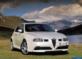 Ð¤Ð¾Ñ‚Ð¾Ð³Ñ€Ð°Ñ„Ð¸Ñ Ð°Ð²Ñ‚Ð¾Ð¼Ð¾Ð±Ð¸Ð»Ñ 2002 Alfa Romeo 147 GTA â„–003 Ð“Ð°Ð»ÐµÑ€ÐµÑ Ñ„Ð¾Ñ‚Ð¾Ð³Ñ€Ð°Ñ„Ð¸Ð¹ и обоев рабочего Ñтола Ñ Ð¸Ð·Ð¾Ð±Ñ€Ð°Ð¶ÐµÐ½Ð¸ÐµÐ¼ ÑкÑтерьера, интерьера, конÑтрукции и дизайнерÑких риÑунков Ð°Ð²Ñ‚Ð¾Ð¼Ð¾Ð±Ð¸Ð»Ñ 2002 Alfa Romeo 147 GTA.