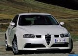 Ð¤Ð¾Ñ‚Ð¾Ð³Ñ€Ð°Ñ„Ð¸Ñ Ð°Ð²Ñ‚Ð¾Ð¼Ð¾Ð±Ð¸Ð»Ñ 2002 Alfa Romeo 147 GTA â„–006 Ð“Ð°Ð»ÐµÑ€ÐµÑ Ñ„Ð¾Ñ‚Ð¾Ð³Ñ€Ð°Ñ„Ð¸Ð¹ и обоев рабочего Ñтола Ñ Ð¸Ð·Ð¾Ð±Ñ€Ð°Ð¶ÐµÐ½Ð¸ÐµÐ¼ ÑкÑтерьера, интерьера, конÑтрукции и дизайнерÑких риÑунков Ð°Ð²Ñ‚Ð¾Ð¼Ð¾Ð±Ð¸Ð»Ñ 2002 Alfa Romeo 147 GTA.