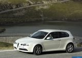 Ð¤Ð¾Ñ‚Ð¾Ð³Ñ€Ð°Ñ„Ð¸Ñ Ð°Ð²Ñ‚Ð¾Ð¼Ð¾Ð±Ð¸Ð»Ñ 2002 Alfa Romeo 147 GTA â„–018 Ð“Ð°Ð»ÐµÑ€ÐµÑ Ñ„Ð¾Ñ‚Ð¾Ð³Ñ€Ð°Ñ„Ð¸Ð¹ и обоев рабочего Ñтола Ñ Ð¸Ð·Ð¾Ð±Ñ€Ð°Ð¶ÐµÐ½Ð¸ÐµÐ¼ ÑкÑтерьера, интерьера, конÑтрукции и дизайнерÑких риÑунков Ð°Ð²Ñ‚Ð¾Ð¼Ð¾Ð±Ð¸Ð»Ñ 2002 Alfa Romeo 147 GTA.