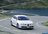 Ð¤Ð¾Ñ‚Ð¾Ð³Ñ€Ð°Ñ„Ð¸Ñ Ð°Ð²Ñ‚Ð¾Ð¼Ð¾Ð±Ð¸Ð»Ñ 2002 Alfa Romeo 147 GTA â„–032 Ð“Ð°Ð»ÐµÑ€ÐµÑ Ñ„Ð¾Ñ‚Ð¾Ð³Ñ€Ð°Ñ„Ð¸Ð¹ и обоев рабочего Ñтола Ñ Ð¸Ð·Ð¾Ð±Ñ€Ð°Ð¶ÐµÐ½Ð¸ÐµÐ¼ ÑкÑтерьера, интерьера, конÑтрукции и дизайнерÑких риÑунков Ð°Ð²Ñ‚Ð¾Ð¼Ð¾Ð±Ð¸Ð»Ñ 2002 Alfa Romeo 147 GTA.