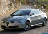 Ð¤Ð¾Ñ‚Ð¾Ð³Ñ€Ð°Ñ„Ð¸Ñ Ð°Ð²Ñ‚Ð¾Ð¼Ð¾Ð±Ð¸Ð»Ñ 2003 Alfa Romeo GT â„–007 Ð“Ð°Ð»ÐµÑ€ÐµÑ Ñ„Ð¾Ñ‚Ð¾Ð³Ñ€Ð°Ñ„Ð¸Ð¹ и обоев рабочего Ñтола Ñ Ð¸Ð·Ð¾Ð±Ñ€Ð°Ð¶ÐµÐ½Ð¸ÐµÐ¼ ÑкÑтерьера, интерьера, конÑтрукции и дизайнерÑких риÑунков Ð°Ð²Ñ‚Ð¾Ð¼Ð¾Ð±Ð¸Ð»Ñ 2003 Alfa Romeo GT.