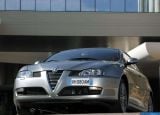 Ð¤Ð¾Ñ‚Ð¾Ð³Ñ€Ð°Ñ„Ð¸Ñ Ð°Ð²Ñ‚Ð¾Ð¼Ð¾Ð±Ð¸Ð»Ñ 2003 Alfa Romeo GT â„–012 Ð“Ð°Ð»ÐµÑ€ÐµÑ Ñ„Ð¾Ñ‚Ð¾Ð³Ñ€Ð°Ñ„Ð¸Ð¹ и обоев рабочего Ñтола Ñ Ð¸Ð·Ð¾Ð±Ñ€Ð°Ð¶ÐµÐ½Ð¸ÐµÐ¼ ÑкÑтерьера, интерьера, конÑтрукции и дизайнерÑких риÑунков Ð°Ð²Ñ‚Ð¾Ð¼Ð¾Ð±Ð¸Ð»Ñ 2003 Alfa Romeo GT.