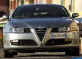 Ð¤Ð¾Ñ‚Ð¾Ð³Ñ€Ð°Ñ„Ð¸Ñ Ð°Ð²Ñ‚Ð¾Ð¼Ð¾Ð±Ð¸Ð»Ñ 2003 Alfa Romeo GT â„–038 Ð“Ð°Ð»ÐµÑ€ÐµÑ Ñ„Ð¾Ñ‚Ð¾Ð³Ñ€Ð°Ñ„Ð¸Ð¹ и обоев рабочего Ñтола Ñ Ð¸Ð·Ð¾Ð±Ñ€Ð°Ð¶ÐµÐ½Ð¸ÐµÐ¼ ÑкÑтерьера, интерьера, конÑтрукции и дизайнерÑких риÑунков Ð°Ð²Ñ‚Ð¾Ð¼Ð¾Ð±Ð¸Ð»Ñ 2003 Alfa Romeo GT.