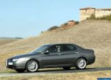Ð¤Ð¾Ñ‚Ð¾Ð³Ñ€Ð°Ñ„Ð¸Ñ Ð°Ð²Ñ‚Ð¾Ð¼Ð¾Ð±Ð¸Ð»Ñ 2004 Alfa Romeo 166 â„–030 Ð“Ð°Ð»ÐµÑ€ÐµÑ Ñ„Ð¾Ñ‚Ð¾Ð³Ñ€Ð°Ñ„Ð¸Ð¹ и обоев рабочего Ñтола Ñ Ð¸Ð·Ð¾Ð±Ñ€Ð°Ð¶ÐµÐ½Ð¸ÐµÐ¼ ÑкÑтерьера, интерьера, конÑтрукции и дизайнерÑких риÑунков Ð°Ð²Ñ‚Ð¾Ð¼Ð¾Ð±Ð¸Ð»Ñ 2004 Alfa Romeo 166.