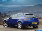 Ð¤Ð¾Ñ‚Ð¾Ð³Ñ€Ð°Ñ„Ð¸Ñ Ð°Ð²Ñ‚Ð¾Ð¼Ð¾Ð±Ð¸Ð»Ñ 2005 Alfa Romeo Brera Uk Version â„–030 Ð“Ð°Ð»ÐµÑ€ÐµÑ Ñ„Ð¾Ñ‚Ð¾Ð³Ñ€Ð°Ñ„Ð¸Ð¹ и обоев рабочего Ñтола Ñ Ð¸Ð·Ð¾Ð±Ñ€Ð°Ð¶ÐµÐ½Ð¸ÐµÐ¼ ÑкÑтерьера, интерьера, конÑтрукции и дизайнерÑких риÑунков Ð°Ð²Ñ‚Ð¾Ð¼Ð¾Ð±Ð¸Ð»Ñ 2005 Alfa Romeo Brera Uk Version.