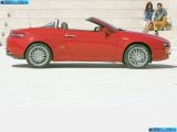 Ð¤Ð¾Ñ‚Ð¾Ð³Ñ€Ð°Ñ„Ð¸Ñ Ð°Ð²Ñ‚Ð¾Ð¼Ð¾Ð±Ð¸Ð»Ñ 2006 Alfa Romeo Spider â„–023 Ð“Ð°Ð»ÐµÑ€ÐµÑ Ñ„Ð¾Ñ‚Ð¾Ð³Ñ€Ð°Ñ„Ð¸Ð¹ и обоев рабочего Ñтола Ñ Ð¸Ð·Ð¾Ð±Ñ€Ð°Ð¶ÐµÐ½Ð¸ÐµÐ¼ ÑкÑтерьера, интерьера, конÑтрукции и дизайнерÑких риÑунков Ð°Ð²Ñ‚Ð¾Ð¼Ð¾Ð±Ð¸Ð»Ñ 2006 Alfa Romeo Spider.
