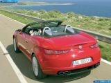 Ð¤Ð¾Ñ‚Ð¾Ð³Ñ€Ð°Ñ„Ð¸Ñ Ð°Ð²Ñ‚Ð¾Ð¼Ð¾Ð±Ð¸Ð»Ñ 2006 Alfa Romeo Spider â„–037 Ð“Ð°Ð»ÐµÑ€ÐµÑ Ñ„Ð¾Ñ‚Ð¾Ð³Ñ€Ð°Ñ„Ð¸Ð¹ и обоев рабочего Ñтола Ñ Ð¸Ð·Ð¾Ð±Ñ€Ð°Ð¶ÐµÐ½Ð¸ÐµÐ¼ ÑкÑтерьера, интерьера, конÑтрукции и дизайнерÑких риÑунков Ð°Ð²Ñ‚Ð¾Ð¼Ð¾Ð±Ð¸Ð»Ñ 2006 Alfa Romeo Spider.