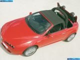 Ð¤Ð¾Ñ‚Ð¾Ð³Ñ€Ð°Ñ„Ð¸Ñ Ð°Ð²Ñ‚Ð¾Ð¼Ð¾Ð±Ð¸Ð»Ñ 2006 Alfa Romeo Spider â„–055 Ð“Ð°Ð»ÐµÑ€ÐµÑ Ñ„Ð¾Ñ‚Ð¾Ð³Ñ€Ð°Ñ„Ð¸Ð¹ и обоев рабочего Ñтола Ñ Ð¸Ð·Ð¾Ð±Ñ€Ð°Ð¶ÐµÐ½Ð¸ÐµÐ¼ ÑкÑтерьера, интерьера, конÑтрукции и дизайнерÑких риÑунков Ð°Ð²Ñ‚Ð¾Ð¼Ð¾Ð±Ð¸Ð»Ñ 2006 Alfa Romeo Spider.