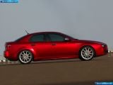 Ð¤Ð¾Ñ‚Ð¾Ð³Ñ€Ð°Ñ„Ð¸Ñ Ð°Ð²Ñ‚Ð¾Ð¼Ð¾Ð±Ð¸Ð»Ñ 2009 Alfa Romeo 159 â„–019 Ð“Ð°Ð»ÐµÑ€ÐµÑ Ñ„Ð¾Ñ‚Ð¾Ð³Ñ€Ð°Ñ„Ð¸Ð¹ и обоев рабочего Ñтола Ñ Ð¸Ð·Ð¾Ð±Ñ€Ð°Ð¶ÐµÐ½Ð¸ÐµÐ¼ ÑкÑтерьера, интерьера, конÑтрукции и дизайнерÑких риÑунков Ð°Ð²Ñ‚Ð¾Ð¼Ð¾Ð±Ð¸Ð»Ñ 2009 Alfa Romeo 159.