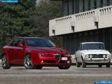 Ð¤Ð¾Ñ‚Ð¾Ð³Ñ€Ð°Ñ„Ð¸Ñ Ð°Ð²Ñ‚Ð¾Ð¼Ð¾Ð±Ð¸Ð»Ñ 2010 Alfa Romeo 159 1750 Tbi â„–007 Ð“Ð°Ð»ÐµÑ€ÐµÑ Ñ„Ð¾Ñ‚Ð¾Ð³Ñ€Ð°Ñ„Ð¸Ð¹ и обоев рабочего Ñтола Ñ Ð¸Ð·Ð¾Ð±Ñ€Ð°Ð¶ÐµÐ½Ð¸ÐµÐ¼ ÑкÑтерьера, интерьера, конÑтрукции и дизайнерÑких риÑунков Ð°Ð²Ñ‚Ð¾Ð¼Ð¾Ð±Ð¸Ð»Ñ 2010 Alfa Romeo 159 1750 Tbi.
