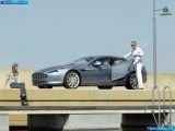 Ð“Ð°Ð»ÐµÑ€ÐµÑ Ñ„Ð¾Ñ‚Ð¾Ð³Ñ€Ð°Ñ„Ð¸Ð¹ Ð¸ Ð¾Ð±Ð¾ÐµÐ² Ñ€Ð°Ð±Ð¾Ñ‡ÐµÐ³Ð¾ ÑÑ‚Ð¾Ð»Ð° Ñ Ð¸Ð·Ð¾Ð±Ñ€Ð°Ð¶ÐµÐ½Ð¸ÐµÐ¼ ÑÐºÑÑ‚ÐµÑ€ÑŒÐµÑ€Ð°, Ð¸Ð½Ñ‚ÐµÑ€ÑŒÐµÑ€Ð°, ÐºÐ¾Ð½ÑÑ‚Ñ€ÑƒÐºÑ†Ð¸Ð¸ Ð¸ Ð´Ð¸Ð·Ð°Ð¹Ð½ÐµÑ€ÑÐºÐ¸Ñ… Ñ€Ð¸ÑÑƒÐ½ÐºÐ¾Ð² Ð°Ð²Ñ‚Ð¾Ð¼Ð¾Ð±Ð¸Ð»Ñ 2010 Aston Martin Rapide.