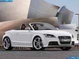 Ð“Ð°Ð»ÐµÑ€ÐµÑ Ñ„Ð¾Ñ‚Ð¾Ð³Ñ€Ð°Ñ„Ð¸Ð¹ Ð¸ Ð¾Ð±Ð¾ÐµÐ² Ñ€Ð°Ð±Ð¾Ñ‡ÐµÐ³Ð¾ ÑÑ‚Ð¾Ð»Ð° Ñ Ð¸Ð·Ð¾Ð±Ñ€Ð°Ð¶ÐµÐ½Ð¸ÐµÐ¼ ÑÐºÑÑ‚ÐµÑ€ÑŒÐµÑ€Ð°, Ð¸Ð½Ñ‚ÐµÑ€ÑŒÐµÑ€Ð°, ÐºÐ¾Ð½ÑÑ‚Ñ€ÑƒÐºÑ†Ð¸Ð¸ Ð¸ Ð´Ð¸Ð·Ð°Ð¹Ð½ÐµÑ€ÑÐºÐ¸Ñ… Ñ€Ð¸ÑÑƒÐ½ÐºÐ¾Ð² Ð°Ð²Ñ‚Ð¾Ð¼Ð¾Ð±Ð¸Ð»Ñ 2009 Audi Tts Roadster.