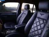Ð¤Ð¾Ñ‚Ð¾Ð³Ñ€Ð°Ñ„Ð¸Ñ Ð°Ð²Ñ‚Ð¾Ð¼Ð¾Ð±Ð¸Ð»Ñ 2005 Bentley Arnage T â„–004 Ð“Ð°Ð»ÐµÑ€ÐµÑ Ñ„Ð¾Ñ‚Ð¾Ð³Ñ€Ð°Ñ„Ð¸Ð¹ и обоев рабочего Ñтола Ñ Ð¸Ð·Ð¾Ð±Ñ€Ð°Ð¶ÐµÐ½Ð¸ÐµÐ¼ ÑкÑтерьера, интерьера, конÑтрукции и дизайнерÑких риÑунков Ð°Ð²Ñ‚Ð¾Ð¼Ð¾Ð±Ð¸Ð»Ñ 2005 Bentley Arnage T.