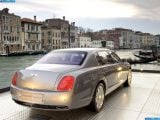 Ð¤Ð¾Ñ‚Ð¾Ð³Ñ€Ð°Ñ„Ð¸Ñ Ð°Ð²Ñ‚Ð¾Ð¼Ð¾Ð±Ð¸Ð»Ñ 2005 Bentley Continental Flying Spur â„–029 Ð“Ð°Ð»ÐµÑ€ÐµÑ Ñ„Ð¾Ñ‚Ð¾Ð³Ñ€Ð°Ñ„Ð¸Ð¹ и обоев рабочего Ñтола Ñ Ð¸Ð·Ð¾Ð±Ñ€Ð°Ð¶ÐµÐ½Ð¸ÐµÐ¼ ÑкÑтерьера, интерьера, конÑтрукции и дизайнерÑких риÑунков Ð°Ð²Ñ‚Ð¾Ð¼Ð¾Ð±Ð¸Ð»Ñ 2005 Bentley Continental Flying Spur.