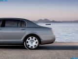 Ð¤Ð¾Ñ‚Ð¾Ð³Ñ€Ð°Ñ„Ð¸Ñ Ð°Ð²Ñ‚Ð¾Ð¼Ð¾Ð±Ð¸Ð»Ñ 2005 Bentley Continental Flying Spur â„–049 Ð“Ð°Ð»ÐµÑ€ÐµÑ Ñ„Ð¾Ñ‚Ð¾Ð³Ñ€Ð°Ñ„Ð¸Ð¹ и обоев рабочего Ñтола Ñ Ð¸Ð·Ð¾Ð±Ñ€Ð°Ð¶ÐµÐ½Ð¸ÐµÐ¼ ÑкÑтерьера, интерьера, конÑтрукции и дизайнерÑких риÑунков Ð°Ð²Ñ‚Ð¾Ð¼Ð¾Ð±Ð¸Ð»Ñ 2005 Bentley Continental Flying Spur.