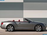 Ð¤Ð¾Ñ‚Ð¾Ð³Ñ€Ð°Ñ„Ð¸Ñ Ð°Ð²Ñ‚Ð¾Ð¼Ð¾Ð±Ð¸Ð»Ñ 2012 Bentley Continental GTC â„–028 Ð“Ð°Ð»ÐµÑ€ÐµÑ Ñ„Ð¾Ñ‚Ð¾Ð³Ñ€Ð°Ñ„Ð¸Ð¹ и обоев рабочего Ñтола Ñ Ð¸Ð·Ð¾Ð±Ñ€Ð°Ð¶ÐµÐ½Ð¸ÐµÐ¼ ÑкÑтерьера, интерьера, конÑтрукции и дизайнерÑких риÑунков Ð°Ð²Ñ‚Ð¾Ð¼Ð¾Ð±Ð¸Ð»Ñ 2012 Bentley Continental GTC.
