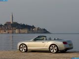 Ð¤Ð¾Ñ‚Ð¾Ð³Ñ€Ð°Ñ„Ð¸Ñ Ð°Ð²Ñ‚Ð¾Ð¼Ð¾Ð±Ð¸Ð»Ñ 2012 Bentley Continental GTC â„–046 Ð“Ð°Ð»ÐµÑ€ÐµÑ Ñ„Ð¾Ñ‚Ð¾Ð³Ñ€Ð°Ñ„Ð¸Ð¹ и обоев рабочего Ñтола Ñ Ð¸Ð·Ð¾Ð±Ñ€Ð°Ð¶ÐµÐ½Ð¸ÐµÐ¼ ÑкÑтерьера, интерьера, конÑтрукции и дизайнерÑких риÑунков Ð°Ð²Ñ‚Ð¾Ð¼Ð¾Ð±Ð¸Ð»Ñ 2012 Bentley Continental GTC.