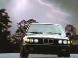 Ð¤Ð¾Ñ‚Ð¾Ð³Ñ€Ð°Ñ„Ð¸Ñ Ð°Ð²Ñ‚Ð¾Ð¼Ð¾Ð±Ð¸Ð»Ñ 1986 BMW 7-series â„–013 Ð“Ð°Ð»ÐµÑ€ÐµÑ Ñ„Ð¾Ñ‚Ð¾Ð³Ñ€Ð°Ñ„Ð¸Ð¹ и обоев рабочего Ñтола Ñ Ð¸Ð·Ð¾Ð±Ñ€Ð°Ð¶ÐµÐ½Ð¸ÐµÐ¼ ÑкÑтерьера, интерьера, конÑтрукции и дизайнерÑких риÑунков Ð°Ð²Ñ‚Ð¾Ð¼Ð¾Ð±Ð¸Ð»Ñ 1986 BMW 7-series.