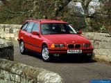 Ð¤Ð¾Ñ‚Ð¾Ð³Ñ€Ð°Ñ„Ð¸Ñ Ð°Ð²Ñ‚Ð¾Ð¼Ð¾Ð±Ð¸Ð»Ñ 1995 BMW 3-series Touring â„–001 Ð“Ð°Ð»ÐµÑ€ÐµÑ Ñ„Ð¾Ñ‚Ð¾Ð³Ñ€Ð°Ñ„Ð¸Ð¹ и обоев рабочего Ñтола Ñ Ð¸Ð·Ð¾Ð±Ñ€Ð°Ð¶ÐµÐ½Ð¸ÐµÐ¼ ÑкÑтерьера, интерьера, конÑтрукции и дизайнерÑких риÑунков Ð°Ð²Ñ‚Ð¾Ð¼Ð¾Ð±Ð¸Ð»Ñ 1995 BMW 3-series Touring.