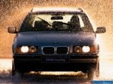 Ð¤Ð¾Ñ‚Ð¾Ð³Ñ€Ð°Ñ„Ð¸Ñ Ð°Ð²Ñ‚Ð¾Ð¼Ð¾Ð±Ð¸Ð»Ñ 1995 BMW 3-series Touring â„–003 Ð“Ð°Ð»ÐµÑ€ÐµÑ Ñ„Ð¾Ñ‚Ð¾Ð³Ñ€Ð°Ñ„Ð¸Ð¹ и обоев рабочего Ñтола Ñ Ð¸Ð·Ð¾Ð±Ñ€Ð°Ð¶ÐµÐ½Ð¸ÐµÐ¼ ÑкÑтерьера, интерьера, конÑтрукции и дизайнерÑких риÑунков Ð°Ð²Ñ‚Ð¾Ð¼Ð¾Ð±Ð¸Ð»Ñ 1995 BMW 3-series Touring.
