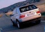 Ð¤Ð¾Ñ‚Ð¾Ð³Ñ€Ð°Ñ„Ð¸Ñ Ð°Ð²Ñ‚Ð¾Ð¼Ð¾Ð±Ð¸Ð»Ñ 1999 BMW X5 â„–037 Ð“Ð°Ð»ÐµÑ€ÐµÑ Ñ„Ð¾Ñ‚Ð¾Ð³Ñ€Ð°Ñ„Ð¸Ð¹ и обоев рабочего Ñтола Ñ Ð¸Ð·Ð¾Ð±Ñ€Ð°Ð¶ÐµÐ½Ð¸ÐµÐ¼ ÑкÑтерьера, интерьера, конÑтрукции и дизайнерÑких риÑунков Ð°Ð²Ñ‚Ð¾Ð¼Ð¾Ð±Ð¸Ð»Ñ 1999 BMW X5.