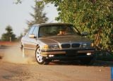 Ð¤Ð¾Ñ‚Ð¾Ð³Ñ€Ð°Ñ„Ð¸Ñ Ð°Ð²Ñ‚Ð¾Ð¼Ð¾Ð±Ð¸Ð»Ñ 2000 BMW 7-series Protection â„–003 Ð“Ð°Ð»ÐµÑ€ÐµÑ Ñ„Ð¾Ñ‚Ð¾Ð³Ñ€Ð°Ñ„Ð¸Ð¹ и обоев рабочего Ñтола Ñ Ð¸Ð·Ð¾Ð±Ñ€Ð°Ð¶ÐµÐ½Ð¸ÐµÐ¼ ÑкÑтерьера, интерьера, конÑтрукции и дизайнерÑких риÑунков Ð°Ð²Ñ‚Ð¾Ð¼Ð¾Ð±Ð¸Ð»Ñ 2000 BMW 7-series Protection.