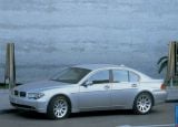 Ð¤Ð¾Ñ‚Ð¾Ð³Ñ€Ð°Ñ„Ð¸Ñ Ð°Ð²Ñ‚Ð¾Ð¼Ð¾Ð±Ð¸Ð»Ñ 2002 BMW 7-series â„–007 Ð“Ð°Ð»ÐµÑ€ÐµÑ Ñ„Ð¾Ñ‚Ð¾Ð³Ñ€Ð°Ñ„Ð¸Ð¹ и обоев рабочего Ñтола Ñ Ð¸Ð·Ð¾Ð±Ñ€Ð°Ð¶ÐµÐ½Ð¸ÐµÐ¼ ÑкÑтерьера, интерьера, конÑтрукции и дизайнерÑких риÑунков Ð°Ð²Ñ‚Ð¾Ð¼Ð¾Ð±Ð¸Ð»Ñ 2002 BMW 7-series.