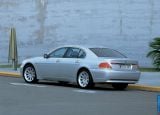 Ð¤Ð¾Ñ‚Ð¾Ð³Ñ€Ð°Ñ„Ð¸Ñ Ð°Ð²Ñ‚Ð¾Ð¼Ð¾Ð±Ð¸Ð»Ñ 2002 BMW 7-series â„–022 Ð“Ð°Ð»ÐµÑ€ÐµÑ Ñ„Ð¾Ñ‚Ð¾Ð³Ñ€Ð°Ñ„Ð¸Ð¹ и обоев рабочего Ñтола Ñ Ð¸Ð·Ð¾Ð±Ñ€Ð°Ð¶ÐµÐ½Ð¸ÐµÐ¼ ÑкÑтерьера, интерьера, конÑтрукции и дизайнерÑких риÑунков Ð°Ð²Ñ‚Ð¾Ð¼Ð¾Ð±Ð¸Ð»Ñ 2002 BMW 7-series.