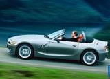 Ð¤Ð¾Ñ‚Ð¾Ð³Ñ€Ð°Ñ„Ð¸Ñ Ð°Ð²Ñ‚Ð¾Ð¼Ð¾Ð±Ð¸Ð»Ñ 2003 BMW Z4 2.5i â„–023 Ð“Ð°Ð»ÐµÑ€ÐµÑ Ñ„Ð¾Ñ‚Ð¾Ð³Ñ€Ð°Ñ„Ð¸Ð¹ и обоев рабочего Ñтола Ñ Ð¸Ð·Ð¾Ð±Ñ€Ð°Ð¶ÐµÐ½Ð¸ÐµÐ¼ ÑкÑтерьера, интерьера, конÑтрукции и дизайнерÑких риÑунков Ð°Ð²Ñ‚Ð¾Ð¼Ð¾Ð±Ð¸Ð»Ñ 2003 BMW Z4 2.5i.