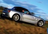 Ð¤Ð¾Ñ‚Ð¾Ð³Ñ€Ð°Ñ„Ð¸Ñ Ð°Ð²Ñ‚Ð¾Ð¼Ð¾Ð±Ð¸Ð»Ñ 2003 BMW Z4 2.5i â„–025 Ð“Ð°Ð»ÐµÑ€ÐµÑ Ñ„Ð¾Ñ‚Ð¾Ð³Ñ€Ð°Ñ„Ð¸Ð¹ и обоев рабочего Ñтола Ñ Ð¸Ð·Ð¾Ð±Ñ€Ð°Ð¶ÐµÐ½Ð¸ÐµÐ¼ ÑкÑтерьера, интерьера, конÑтрукции и дизайнерÑких риÑунков Ð°Ð²Ñ‚Ð¾Ð¼Ð¾Ð±Ð¸Ð»Ñ 2003 BMW Z4 2.5i.