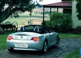 Ð¤Ð¾Ñ‚Ð¾Ð³Ñ€Ð°Ñ„Ð¸Ñ Ð°Ð²Ñ‚Ð¾Ð¼Ð¾Ð±Ð¸Ð»Ñ 2003 BMW Z4 2.5i â„–027 Ð“Ð°Ð»ÐµÑ€ÐµÑ Ñ„Ð¾Ñ‚Ð¾Ð³Ñ€Ð°Ñ„Ð¸Ð¹ и обоев рабочего Ñтола Ñ Ð¸Ð·Ð¾Ð±Ñ€Ð°Ð¶ÐµÐ½Ð¸ÐµÐ¼ ÑкÑтерьера, интерьера, конÑтрукции и дизайнерÑких риÑунков Ð°Ð²Ñ‚Ð¾Ð¼Ð¾Ð±Ð¸Ð»Ñ 2003 BMW Z4 2.5i.
