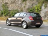 Ð¤Ð¾Ñ‚Ð¾Ð³Ñ€Ð°Ñ„Ð¸Ñ Ð°Ð²Ñ‚Ð¾Ð¼Ð¾Ð±Ð¸Ð»Ñ 2005 BMW 1-series â„–012 Ð“Ð°Ð»ÐµÑ€ÐµÑ Ñ„Ð¾Ñ‚Ð¾Ð³Ñ€Ð°Ñ„Ð¸Ð¹ и обоев рабочего Ñтола Ñ Ð¸Ð·Ð¾Ð±Ñ€Ð°Ð¶ÐµÐ½Ð¸ÐµÐ¼ ÑкÑтерьера, интерьера, конÑтрукции и дизайнерÑких риÑунков Ð°Ð²Ñ‚Ð¾Ð¼Ð¾Ð±Ð¸Ð»Ñ 2005 BMW 1-series.