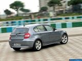 Ð¤Ð¾Ñ‚Ð¾Ð³Ñ€Ð°Ñ„Ð¸Ñ Ð°Ð²Ñ‚Ð¾Ð¼Ð¾Ð±Ð¸Ð»Ñ 2005 BMW 1-series â„–023 Ð“Ð°Ð»ÐµÑ€ÐµÑ Ñ„Ð¾Ñ‚Ð¾Ð³Ñ€Ð°Ñ„Ð¸Ð¹ и обоев рабочего Ñтола Ñ Ð¸Ð·Ð¾Ð±Ñ€Ð°Ð¶ÐµÐ½Ð¸ÐµÐ¼ ÑкÑтерьера, интерьера, конÑтрукции и дизайнерÑких риÑунков Ð°Ð²Ñ‚Ð¾Ð¼Ð¾Ð±Ð¸Ð»Ñ 2005 BMW 1-series.