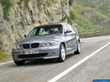 Ð¤Ð¾Ñ‚Ð¾Ð³Ñ€Ð°Ñ„Ð¸Ñ Ð°Ð²Ñ‚Ð¾Ð¼Ð¾Ð±Ð¸Ð»Ñ 2005 BMW 1-series â„–032 Ð“Ð°Ð»ÐµÑ€ÐµÑ Ñ„Ð¾Ñ‚Ð¾Ð³Ñ€Ð°Ñ„Ð¸Ð¹ и обоев рабочего Ñтола Ñ Ð¸Ð·Ð¾Ð±Ñ€Ð°Ð¶ÐµÐ½Ð¸ÐµÐ¼ ÑкÑтерьера, интерьера, конÑтрукции и дизайнерÑких риÑунков Ð°Ð²Ñ‚Ð¾Ð¼Ð¾Ð±Ð¸Ð»Ñ 2005 BMW 1-series.