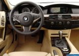 Ð¤Ð¾Ñ‚Ð¾Ð³Ñ€Ð°Ñ„Ð¸Ñ Ð°Ð²Ñ‚Ð¾Ð¼Ð¾Ð±Ð¸Ð»Ñ 2005 BMW 530d Touring â„–023 Ð“Ð°Ð»ÐµÑ€ÐµÑ Ñ„Ð¾Ñ‚Ð¾Ð³Ñ€Ð°Ñ„Ð¸Ð¹ и обоев рабочего Ñтола Ñ Ð¸Ð·Ð¾Ð±Ñ€Ð°Ð¶ÐµÐ½Ð¸ÐµÐ¼ ÑкÑтерьера, интерьера, конÑтрукции и дизайнерÑких риÑунков Ð°Ð²Ñ‚Ð¾Ð¼Ð¾Ð±Ð¸Ð»Ñ 2005 BMW 530d Touring.
