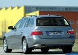 Ð¤Ð¾Ñ‚Ð¾Ð³Ñ€Ð°Ñ„Ð¸Ñ Ð°Ð²Ñ‚Ð¾Ð¼Ð¾Ð±Ð¸Ð»Ñ 2005 BMW 530d Touring â„–032 Ð“Ð°Ð»ÐµÑ€ÐµÑ Ñ„Ð¾Ñ‚Ð¾Ð³Ñ€Ð°Ñ„Ð¸Ð¹ и обоев рабочего Ñтола Ñ Ð¸Ð·Ð¾Ð±Ñ€Ð°Ð¶ÐµÐ½Ð¸ÐµÐ¼ ÑкÑтерьера, интерьера, конÑтрукции и дизайнерÑких риÑунков Ð°Ð²Ñ‚Ð¾Ð¼Ð¾Ð±Ð¸Ð»Ñ 2005 BMW 530d Touring.