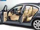 Ð¤Ð¾Ñ‚Ð¾Ð³Ñ€Ð°Ñ„Ð¸Ñ Ð°Ð²Ñ‚Ð¾Ð¼Ð¾Ð±Ð¸Ð»Ñ 2006 BMW 330i Sedan â„–028 Ð“Ð°Ð»ÐµÑ€ÐµÑ Ñ„Ð¾Ñ‚Ð¾Ð³Ñ€Ð°Ñ„Ð¸Ð¹ и обоев рабочего Ñтола Ñ Ð¸Ð·Ð¾Ð±Ñ€Ð°Ð¶ÐµÐ½Ð¸ÐµÐ¼ ÑкÑтерьера, интерьера, конÑтрукции и дизайнерÑких риÑунков Ð°Ð²Ñ‚Ð¾Ð¼Ð¾Ð±Ð¸Ð»Ñ 2006 BMW 330i Sedan.