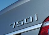 Ð¤Ð¾Ñ‚Ð¾Ð³Ñ€Ð°Ñ„Ð¸Ñ Ð°Ð²Ñ‚Ð¾Ð¼Ð¾Ð±Ð¸Ð»Ñ 2006 BMW 750i â„–018 Ð“Ð°Ð»ÐµÑ€ÐµÑ Ñ„Ð¾Ñ‚Ð¾Ð³Ñ€Ð°Ñ„Ð¸Ð¹ и обоев рабочего Ñтола Ñ Ð¸Ð·Ð¾Ð±Ñ€Ð°Ð¶ÐµÐ½Ð¸ÐµÐ¼ ÑкÑтерьера, интерьера, конÑтрукции и дизайнерÑких риÑунков Ð°Ð²Ñ‚Ð¾Ð¼Ð¾Ð±Ð¸Ð»Ñ 2006 BMW 750i.