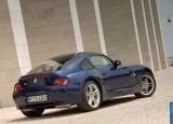 Ð¤Ð¾Ñ‚Ð¾Ð³Ñ€Ð°Ñ„Ð¸Ñ Ð°Ð²Ñ‚Ð¾Ð¼Ð¾Ð±Ð¸Ð»Ñ 2006 BMW Z4 M Coupe â„–035 Ð“Ð°Ð»ÐµÑ€ÐµÑ Ñ„Ð¾Ñ‚Ð¾Ð³Ñ€Ð°Ñ„Ð¸Ð¹ и обоев рабочего Ñтола Ñ Ð¸Ð·Ð¾Ð±Ñ€Ð°Ð¶ÐµÐ½Ð¸ÐµÐ¼ ÑкÑтерьера, интерьера, конÑтрукции и дизайнерÑких риÑунков Ð°Ð²Ñ‚Ð¾Ð¼Ð¾Ð±Ð¸Ð»Ñ 2006 BMW Z4 M Coupe.