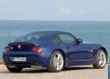 Ð¤Ð¾Ñ‚Ð¾Ð³Ñ€Ð°Ñ„Ð¸Ñ Ð°Ð²Ñ‚Ð¾Ð¼Ð¾Ð±Ð¸Ð»Ñ 2006 BMW Z4 M Coupe â„–036 Ð“Ð°Ð»ÐµÑ€ÐµÑ Ñ„Ð¾Ñ‚Ð¾Ð³Ñ€Ð°Ñ„Ð¸Ð¹ и обоев рабочего Ñтола Ñ Ð¸Ð·Ð¾Ð±Ñ€Ð°Ð¶ÐµÐ½Ð¸ÐµÐ¼ ÑкÑтерьера, интерьера, конÑтрукции и дизайнерÑких риÑунков Ð°Ð²Ñ‚Ð¾Ð¼Ð¾Ð±Ð¸Ð»Ñ 2006 BMW Z4 M Coupe.