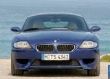 Ð¤Ð¾Ñ‚Ð¾Ð³Ñ€Ð°Ñ„Ð¸Ñ Ð°Ð²Ñ‚Ð¾Ð¼Ð¾Ð±Ð¸Ð»Ñ 2006 BMW Z4 M Coupe â„–051 Ð“Ð°Ð»ÐµÑ€ÐµÑ Ñ„Ð¾Ñ‚Ð¾Ð³Ñ€Ð°Ñ„Ð¸Ð¹ и обоев рабочего Ñтола Ñ Ð¸Ð·Ð¾Ð±Ñ€Ð°Ð¶ÐµÐ½Ð¸ÐµÐ¼ ÑкÑтерьера, интерьера, конÑтрукции и дизайнерÑких риÑунков Ð°Ð²Ñ‚Ð¾Ð¼Ð¾Ð±Ð¸Ð»Ñ 2006 BMW Z4 M Coupe.