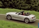 Ð¤Ð¾Ñ‚Ð¾Ð³Ñ€Ð°Ñ„Ð¸Ñ Ð°Ð²Ñ‚Ð¾Ð¼Ð¾Ð±Ð¸Ð»Ñ 2006 BMW Z4 Roadster â„–021 Ð“Ð°Ð»ÐµÑ€ÐµÑ Ñ„Ð¾Ñ‚Ð¾Ð³Ñ€Ð°Ñ„Ð¸Ð¹ и обоев рабочего Ñтола Ñ Ð¸Ð·Ð¾Ð±Ñ€Ð°Ð¶ÐµÐ½Ð¸ÐµÐ¼ ÑкÑтерьера, интерьера, конÑтрукции и дизайнерÑких риÑунков Ð°Ð²Ñ‚Ð¾Ð¼Ð¾Ð±Ð¸Ð»Ñ 2006 BMW Z4 Roadster.
