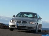 Ð¤Ð¾Ñ‚Ð¾Ð³Ñ€Ð°Ñ„Ð¸Ñ Ð°Ð²Ñ‚Ð¾Ð¼Ð¾Ð±Ð¸Ð»Ñ 2007 BMW 3-series Coupe â„–002 Ð“Ð°Ð»ÐµÑ€ÐµÑ Ñ„Ð¾Ñ‚Ð¾Ð³Ñ€Ð°Ñ„Ð¸Ð¹ и обоев рабочего Ñтола Ñ Ð¸Ð·Ð¾Ð±Ñ€Ð°Ð¶ÐµÐ½Ð¸ÐµÐ¼ ÑкÑтерьера, интерьера, конÑтрукции и дизайнерÑких риÑунков Ð°Ð²Ñ‚Ð¾Ð¼Ð¾Ð±Ð¸Ð»Ñ 2007 BMW 3-series Coupe.