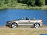 Ð¤Ð¾Ñ‚Ð¾Ð³Ñ€Ð°Ñ„Ð¸Ñ Ð°Ð²Ñ‚Ð¾Ð¼Ð¾Ð±Ð¸Ð»Ñ 2008 BMW 1-series Convertible â„–018 Ð“Ð°Ð»ÐµÑ€ÐµÑ Ñ„Ð¾Ñ‚Ð¾Ð³Ñ€Ð°Ñ„Ð¸Ð¹ и обоев рабочего Ñтола Ñ Ð¸Ð·Ð¾Ð±Ñ€Ð°Ð¶ÐµÐ½Ð¸ÐµÐ¼ ÑкÑтерьера, интерьера, конÑтрукции и дизайнерÑких риÑунков Ð°Ð²Ñ‚Ð¾Ð¼Ð¾Ð±Ð¸Ð»Ñ 2008 BMW 1-series Convertible.